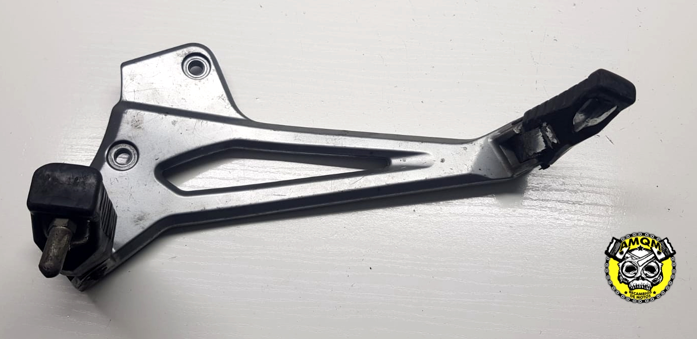 soporte de estribera izquierda 20