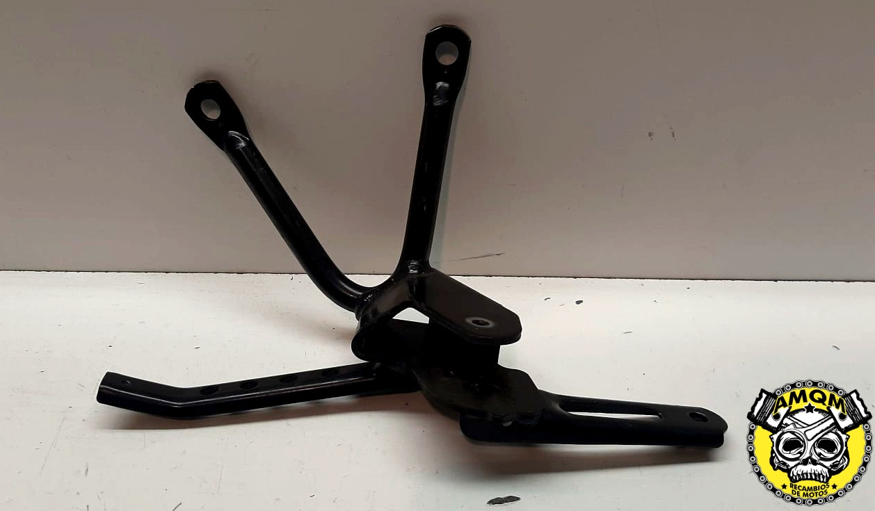 Soporte estribera trasero izquierdo tipo 2 HONDA PCX 125cc