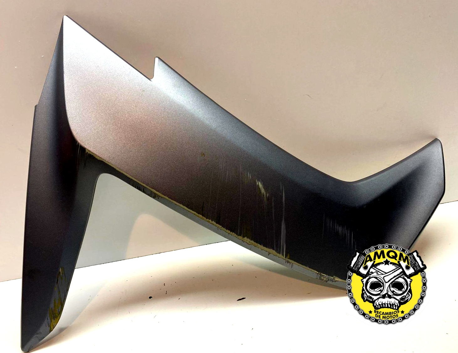 quila frontal derecha 20