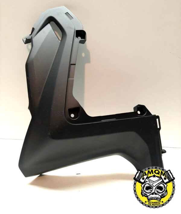 tapa frontal izquierda 40