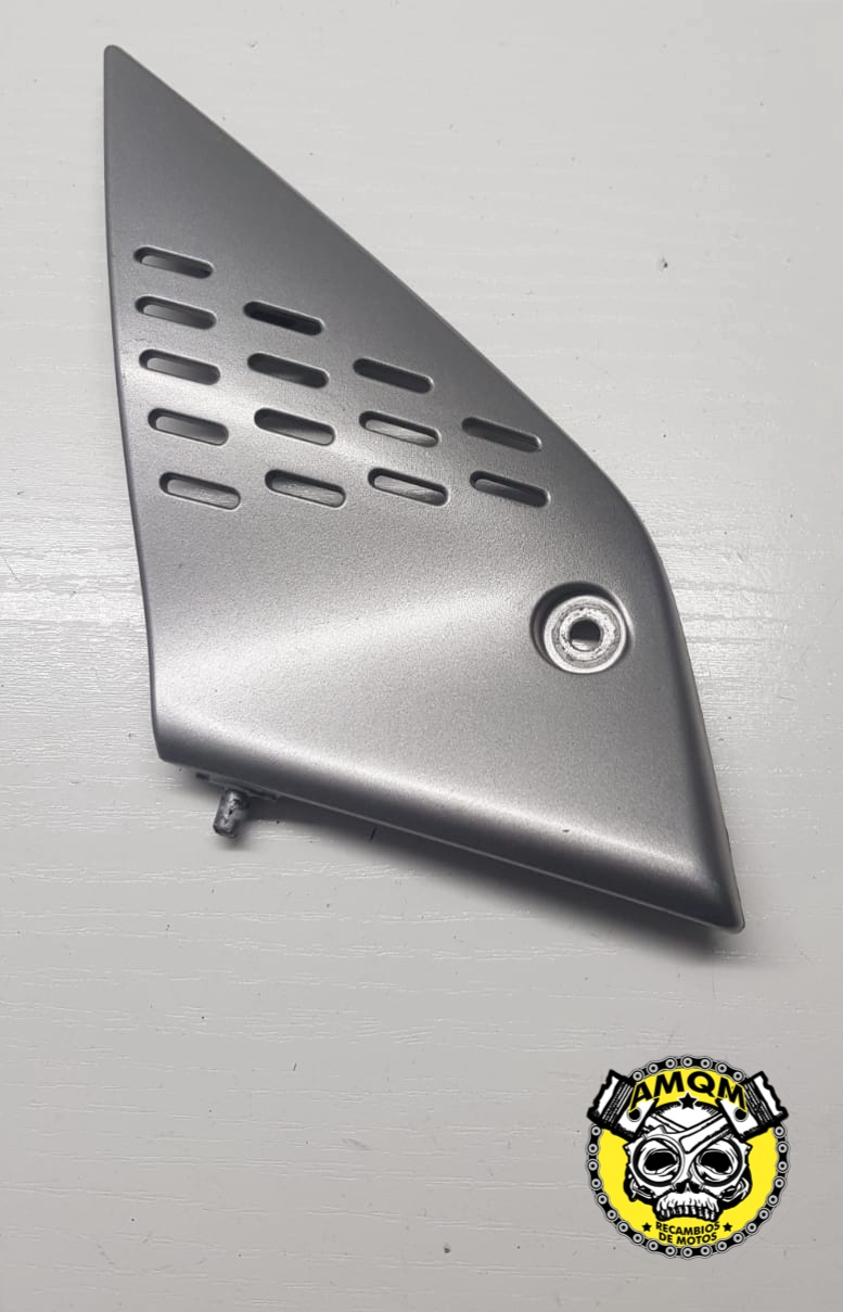 embellecedor estrbera izquierda 25