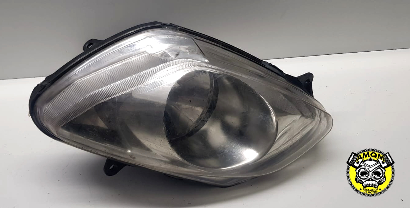 faro delantero derecho 50