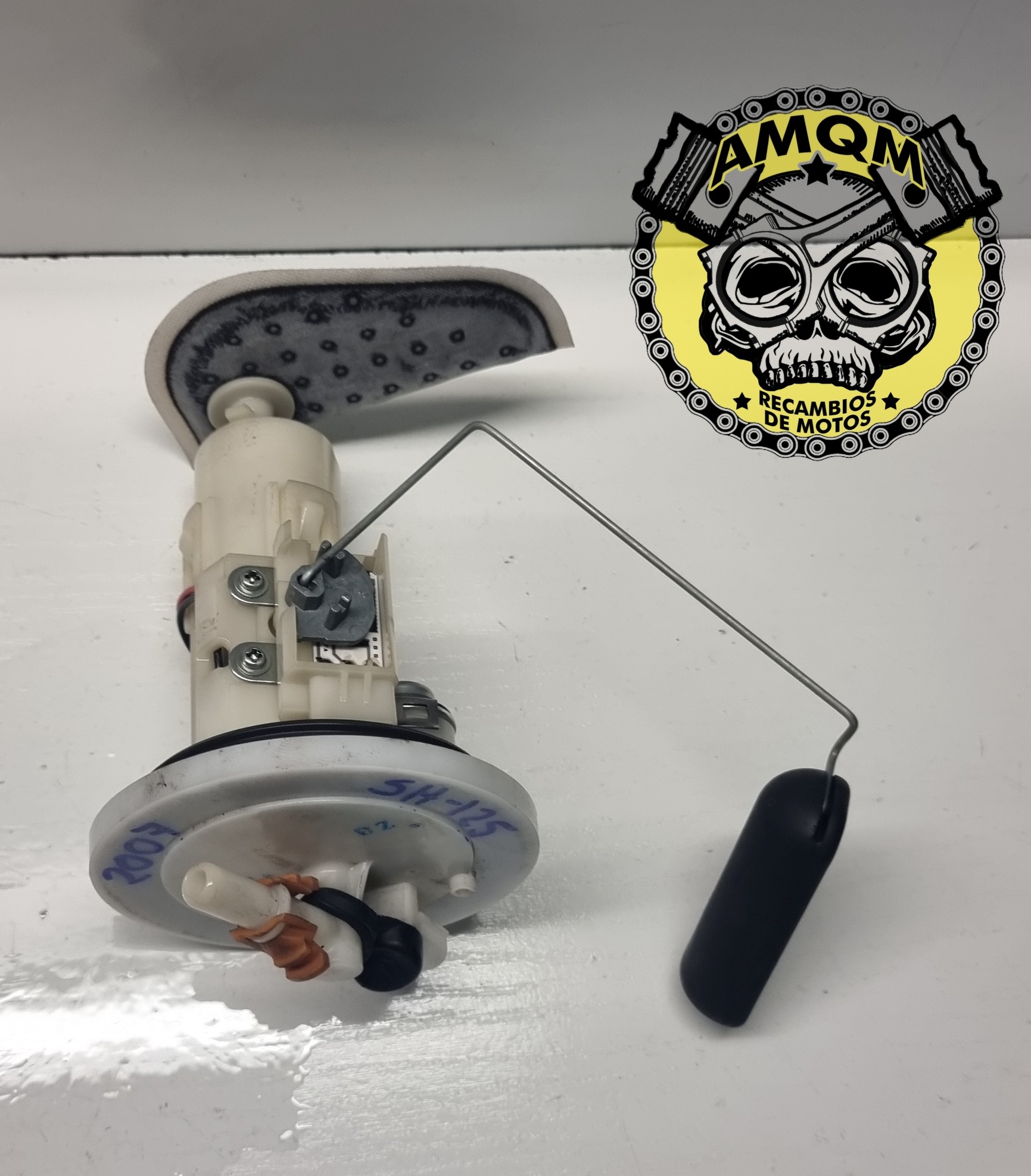 bomba de gasolina precio 100