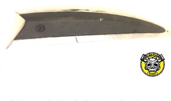 Embellecedor de frontal lado izquierdo 3 10E min
