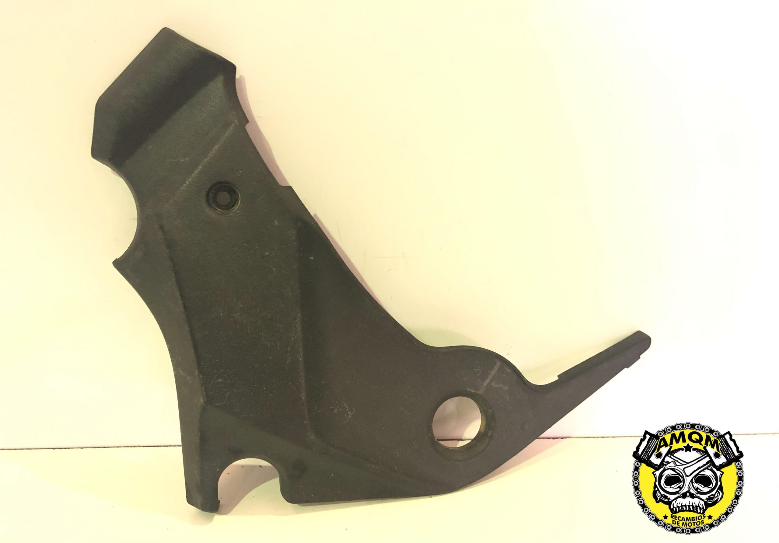 Embellecedor lateral 15E min