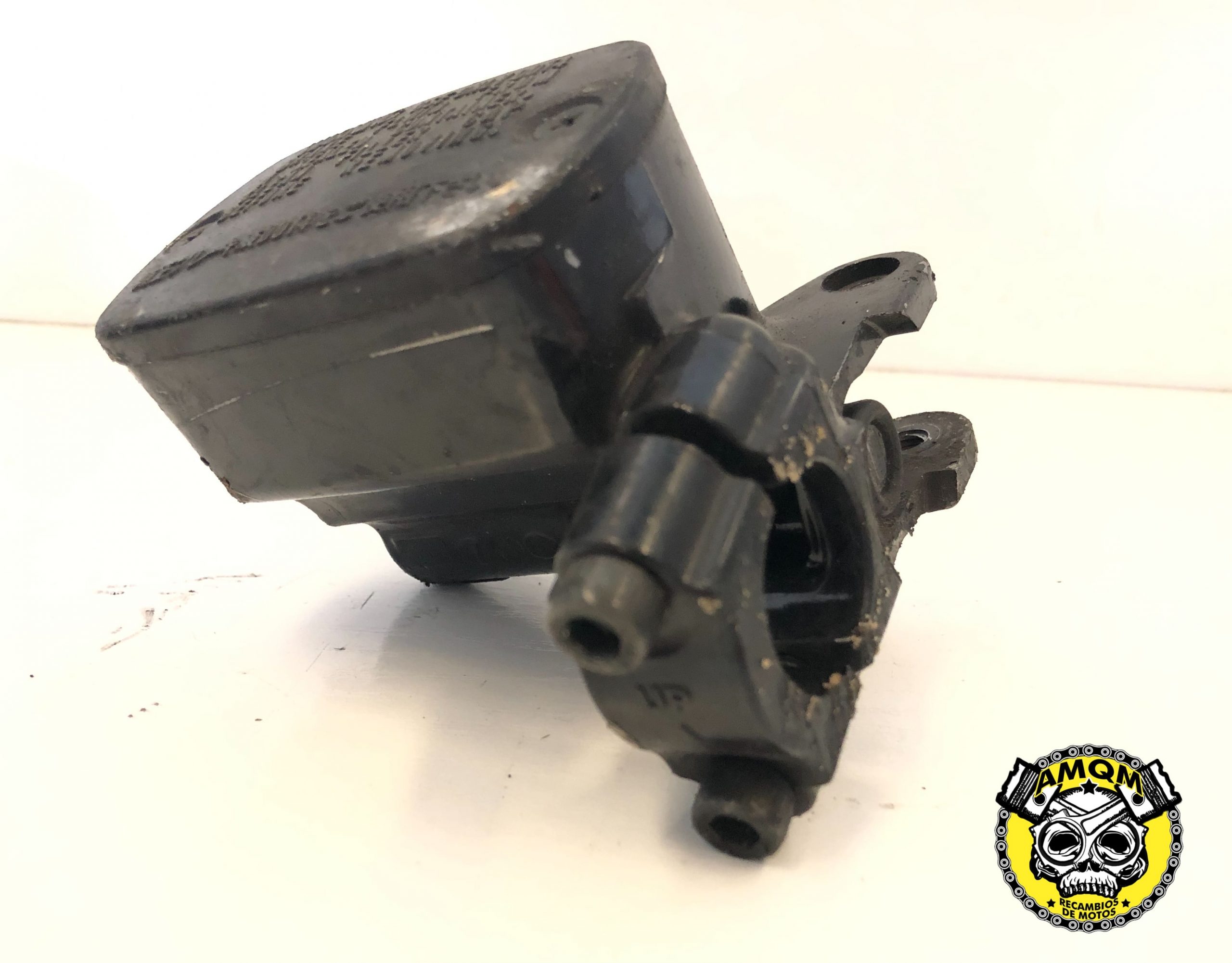 bomba de freno delantero 40E 4