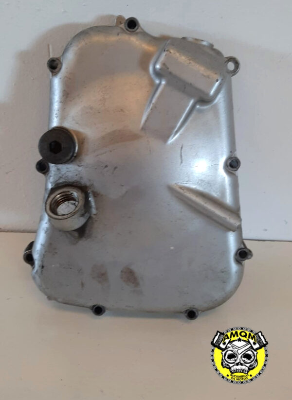 tapa alternador 40E 1