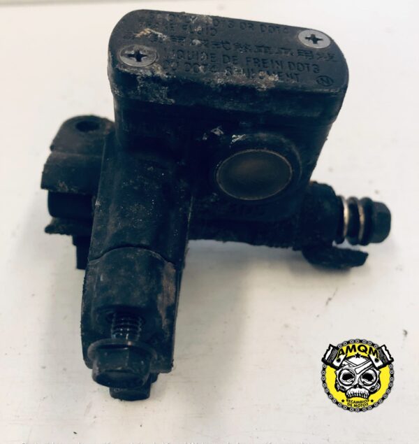 bomba de freno trasero 35e