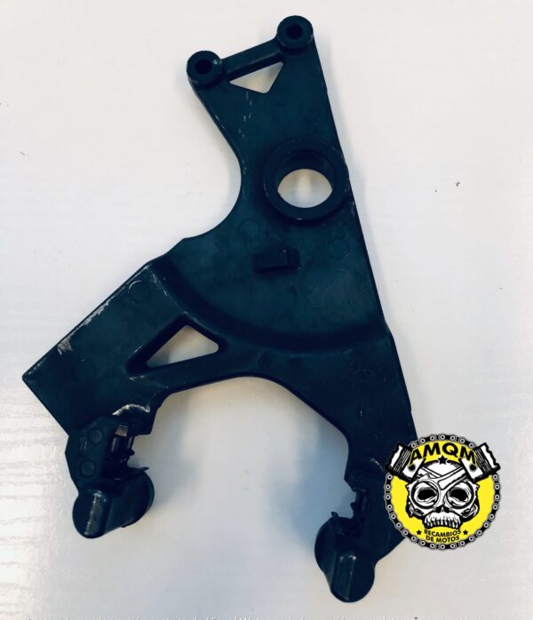soporte pinza trasera 25E