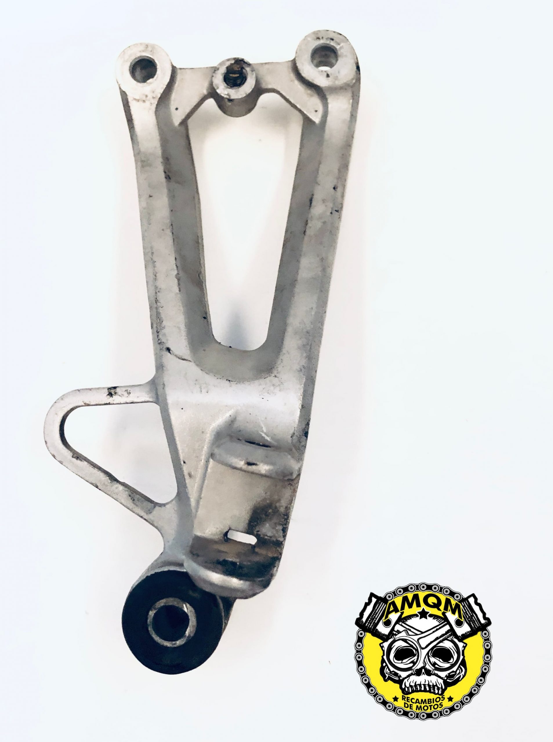 soporte de estrivera derecha 15E