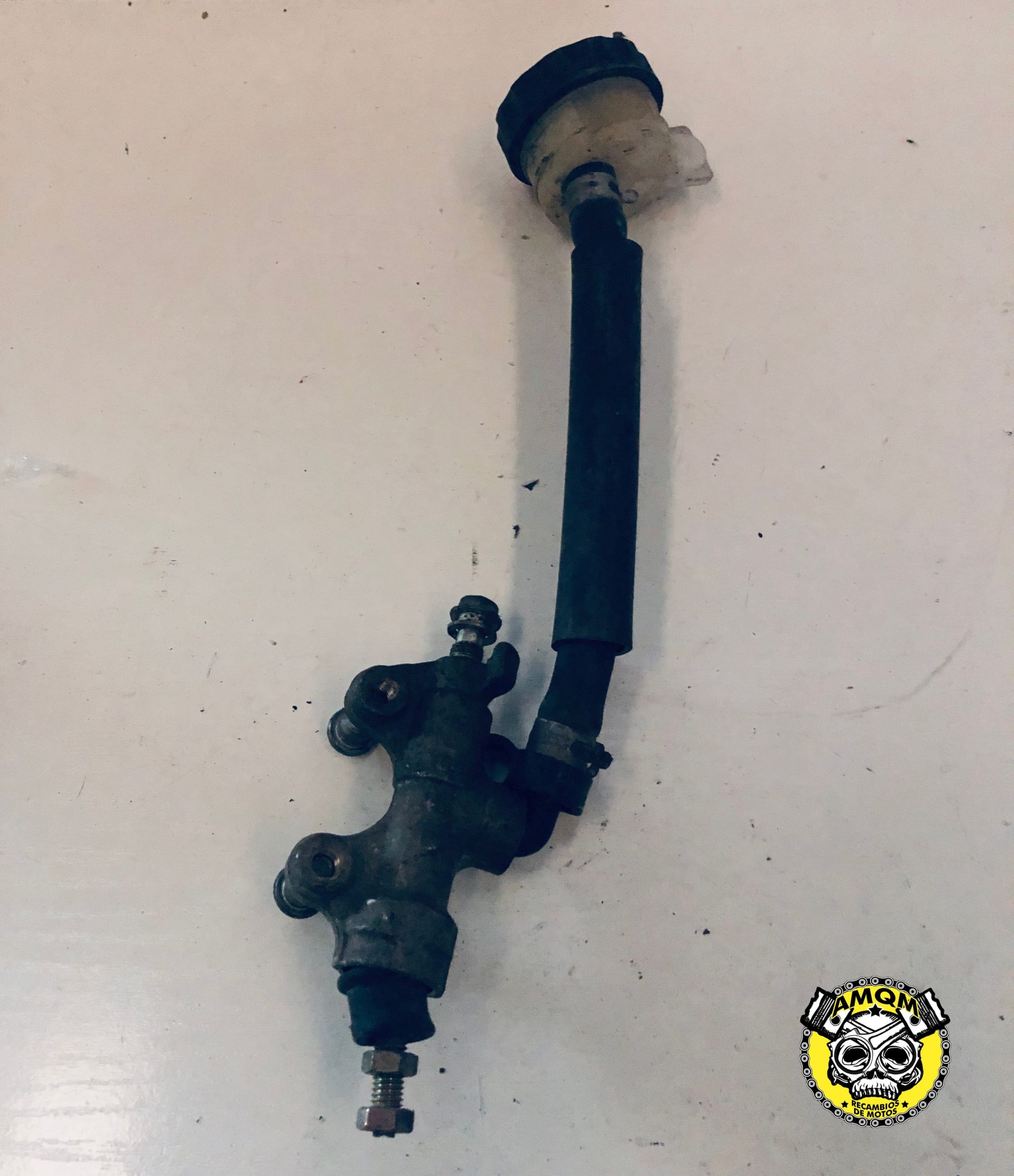 bomba de freno trasero 40E 2