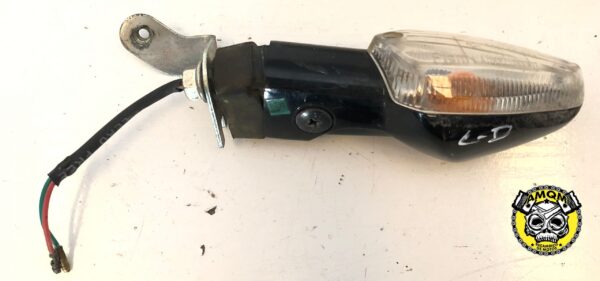 intermitente delantero izquierdo 15E