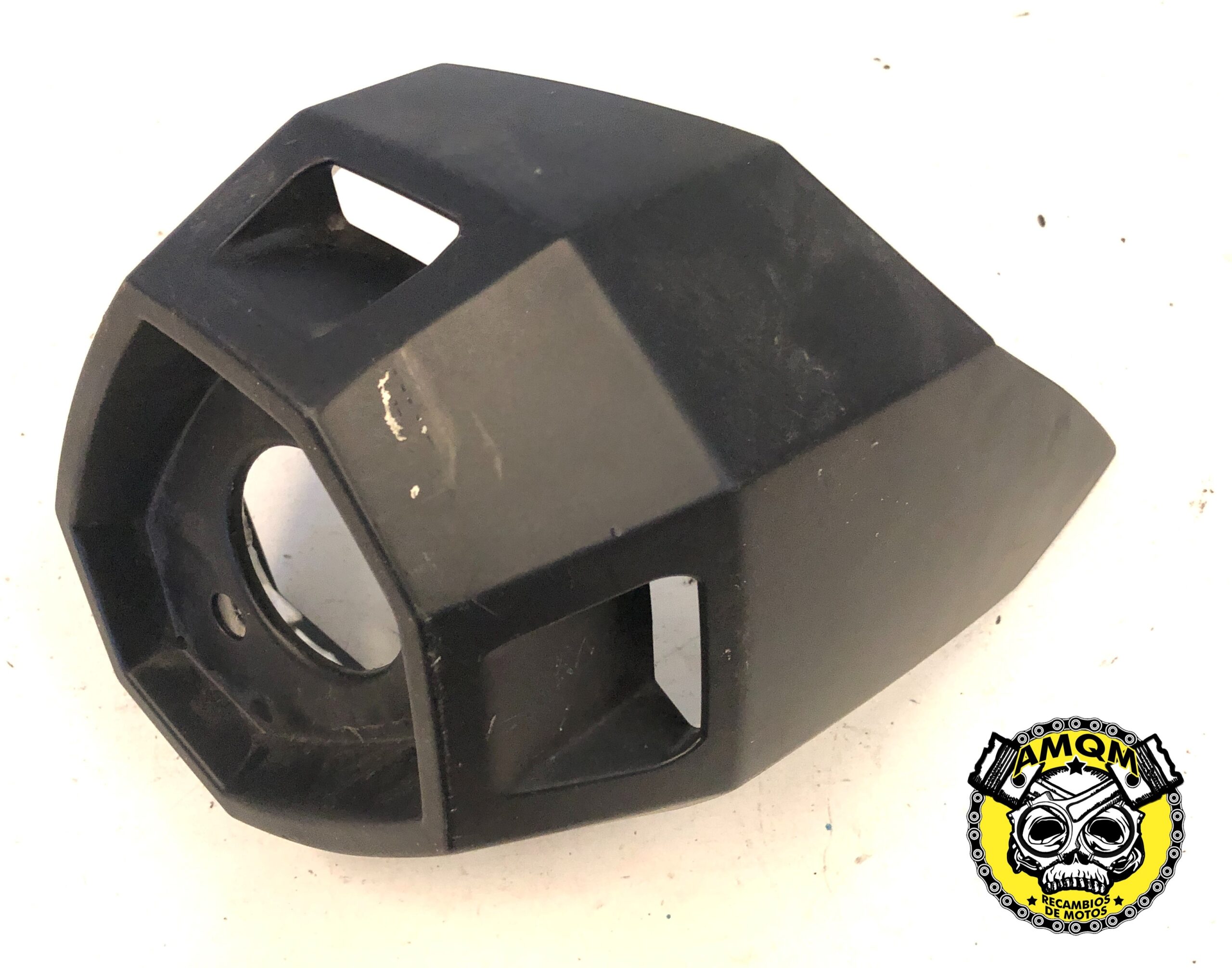 embellecedor de tubo de escape 20E 1