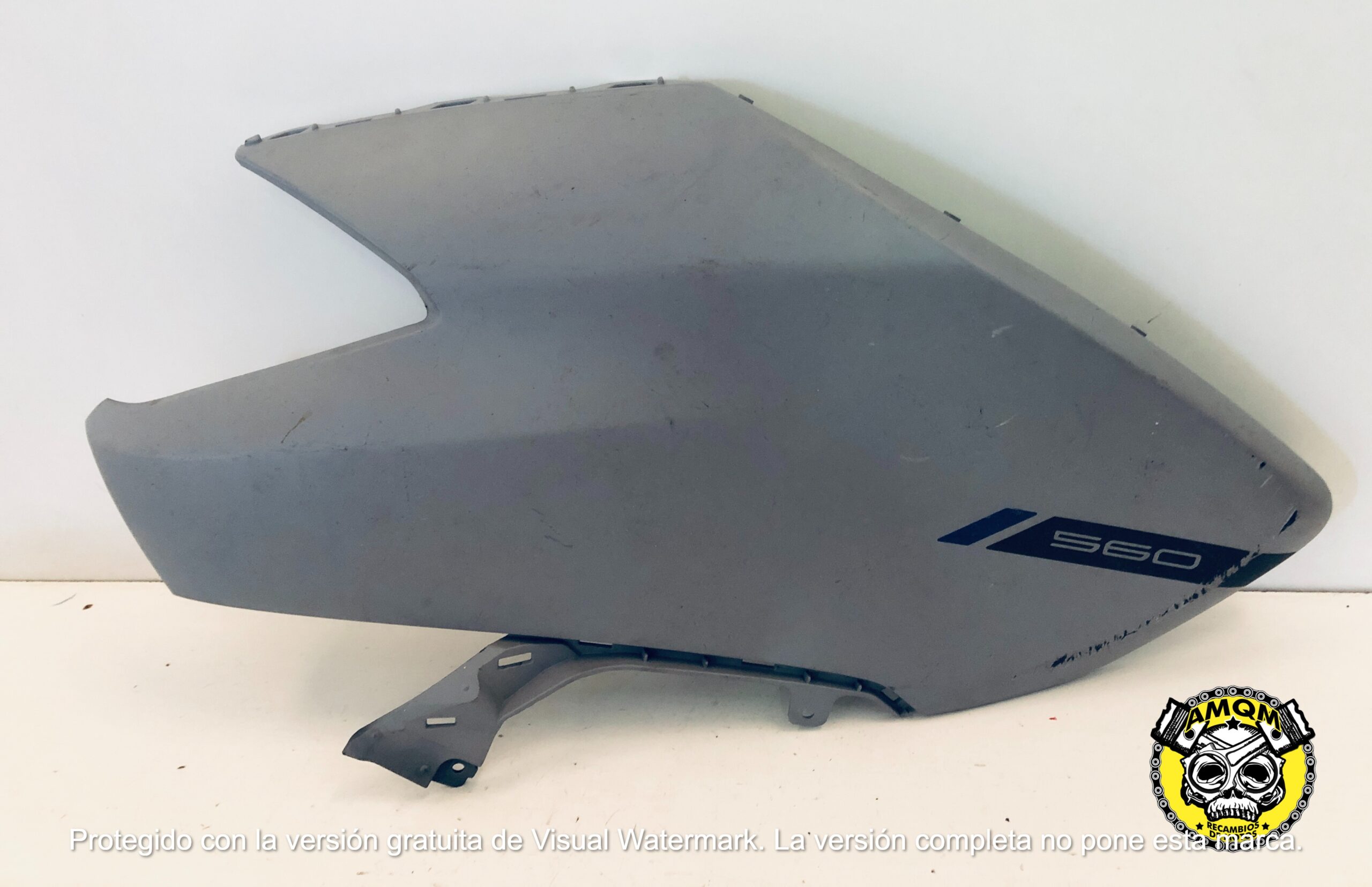 tapa frontal izquierda 70E 1