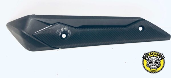 embellecedor de escape 25E