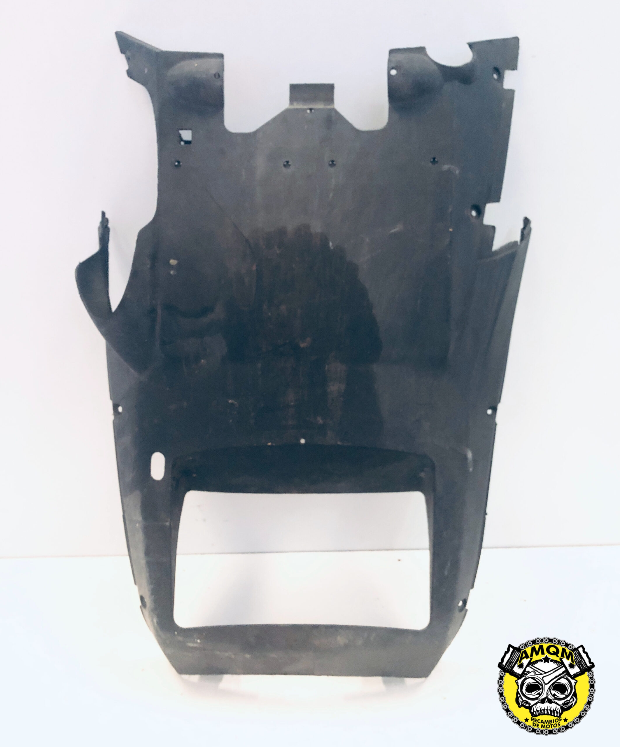 tapa bajo motor 3 10E