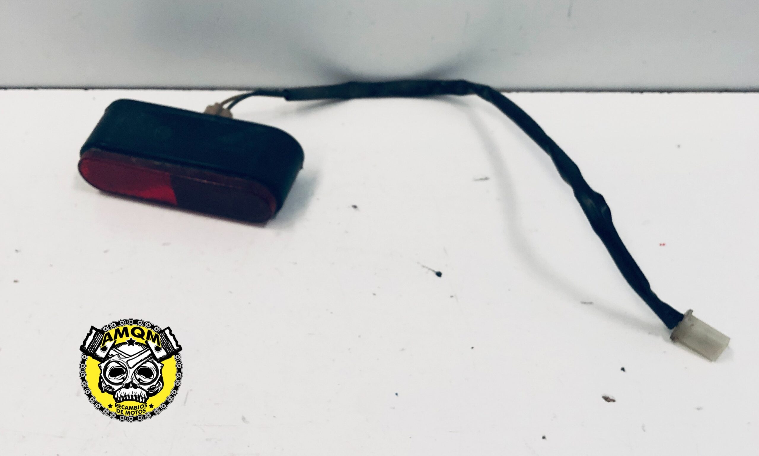 luz de matricula 10E 1