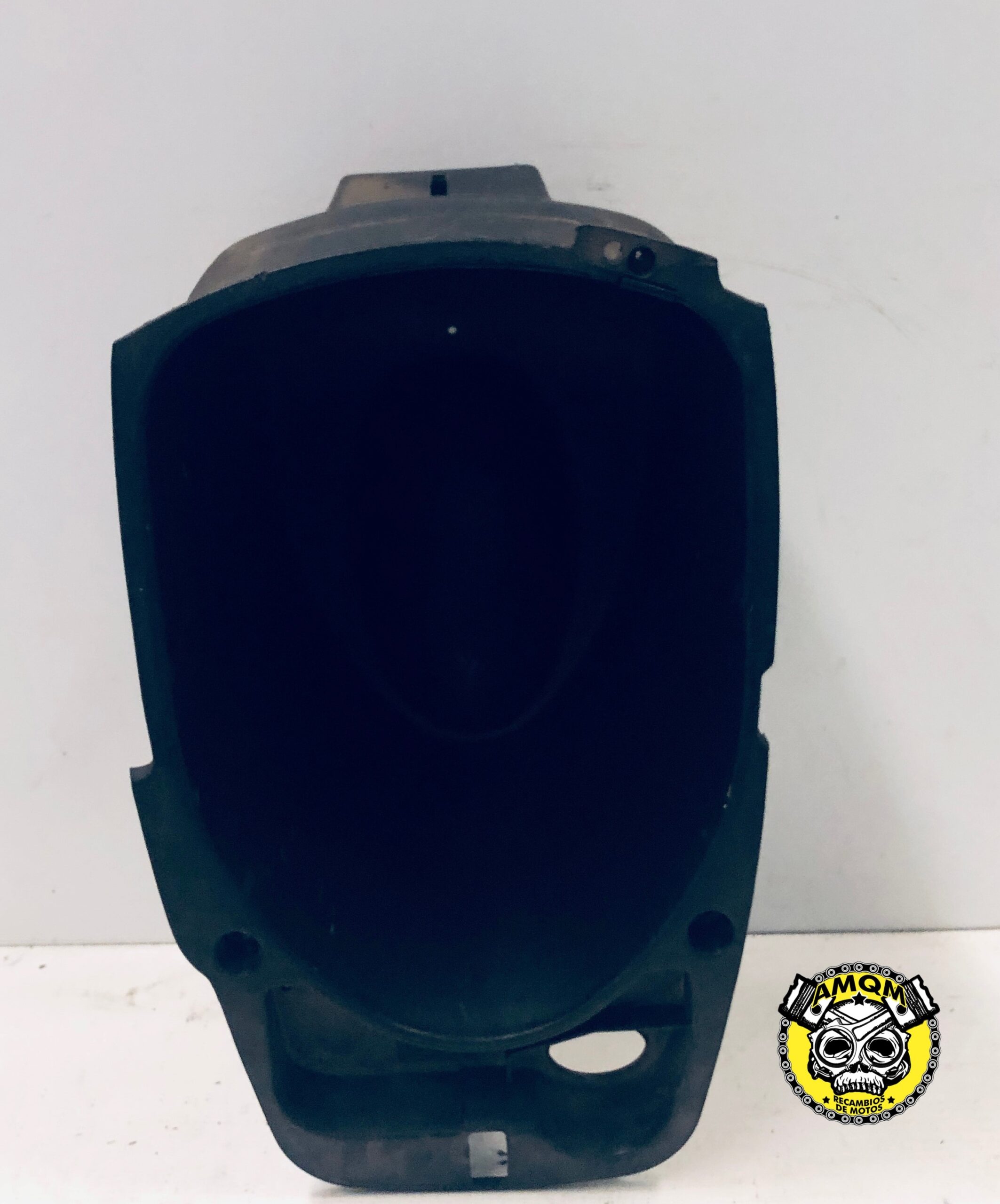 baul bajo asiento 20E